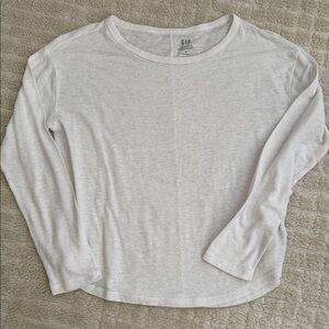 Gap long sleeve T-shirt   Size Medium